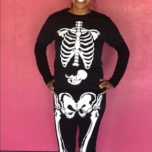 Skeleton costume